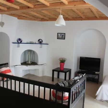 Holiday home Cycladic House+Garden In Historic Heart Parikia